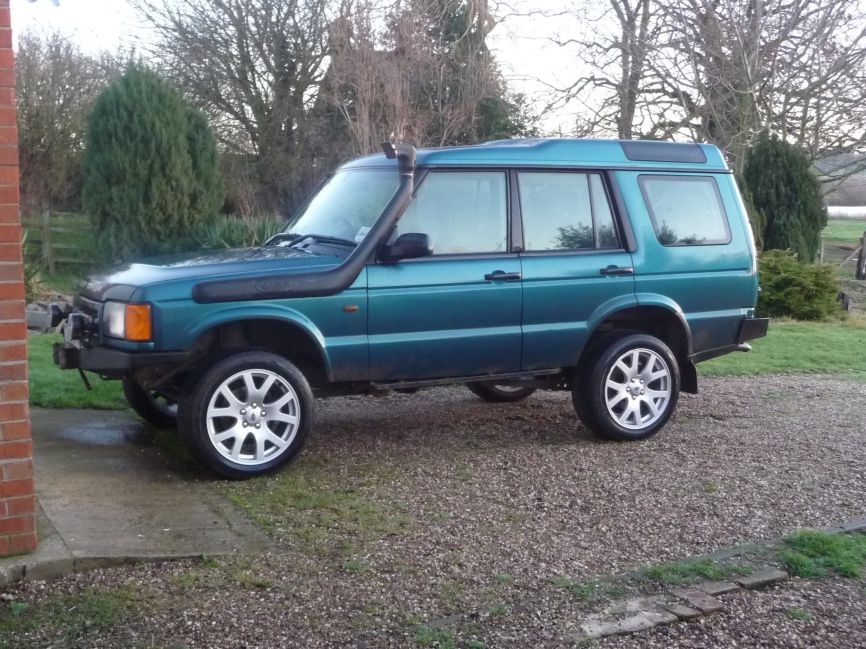 Gallery disco 2/for sale but not those wheels